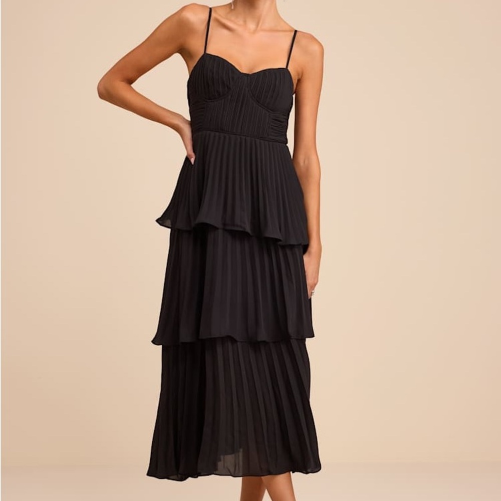 NWT Cascading Crush Black Tiered Bustier Midi Dress